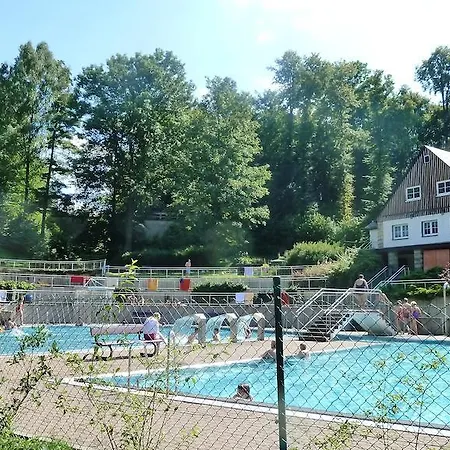 Mb Weisser Hirsch 3*